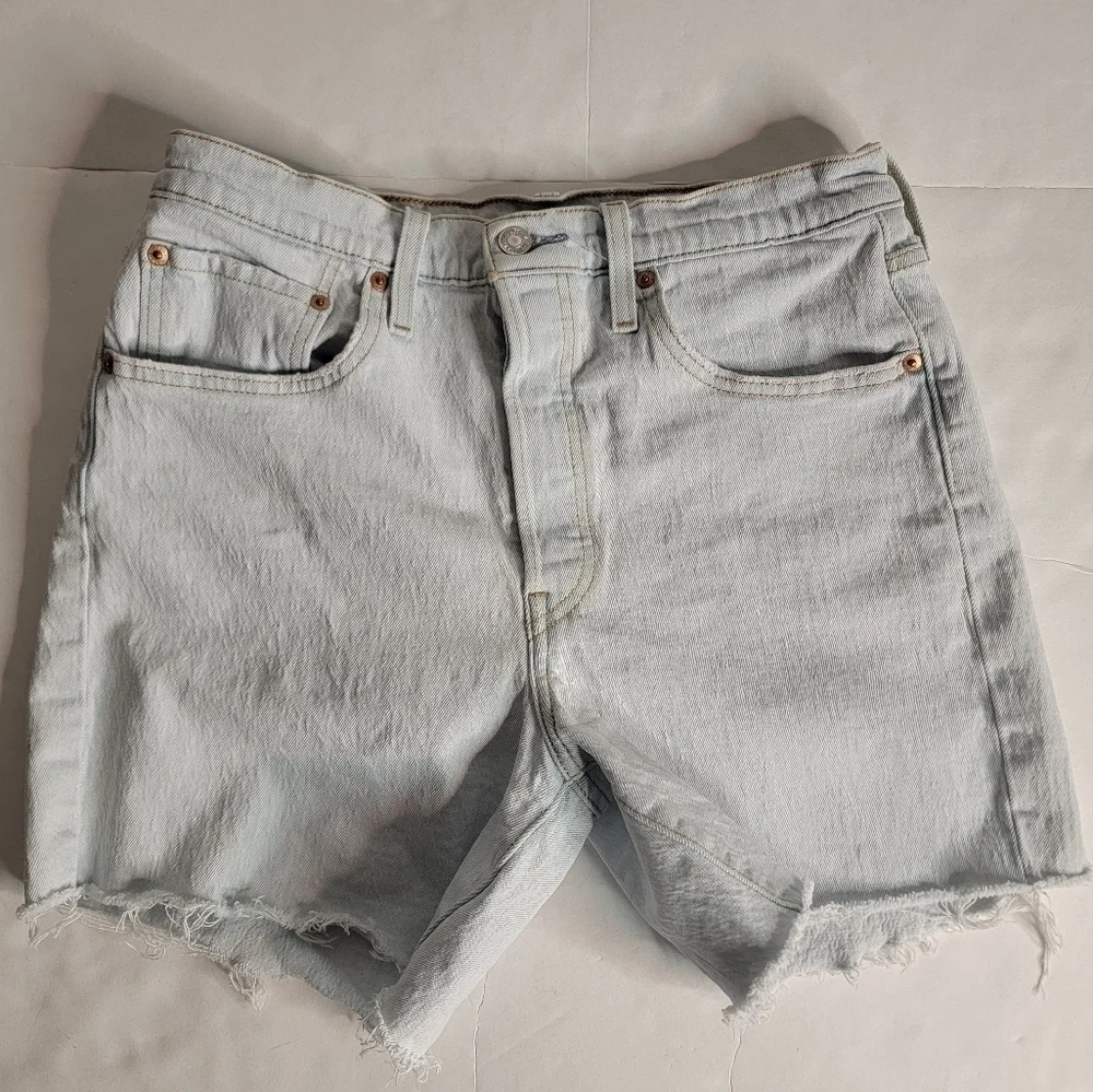 Levi's 501 Denim Cut-Off Bermuda Shorts Sz 30 Stretch Light Wash